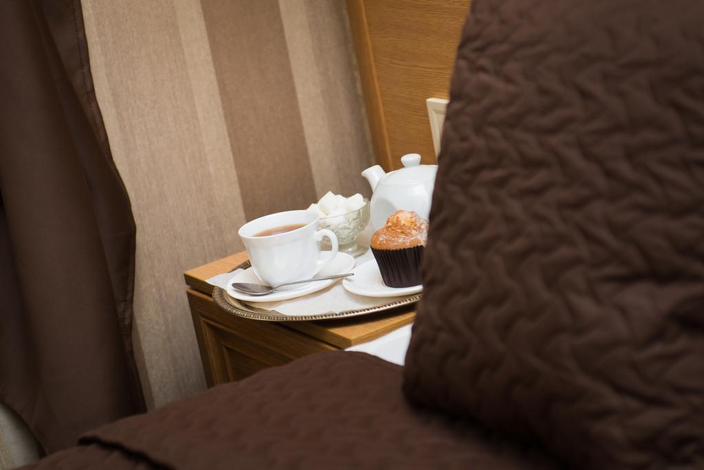 Dvoryanskiy Hotel Dnipro Exterior photo